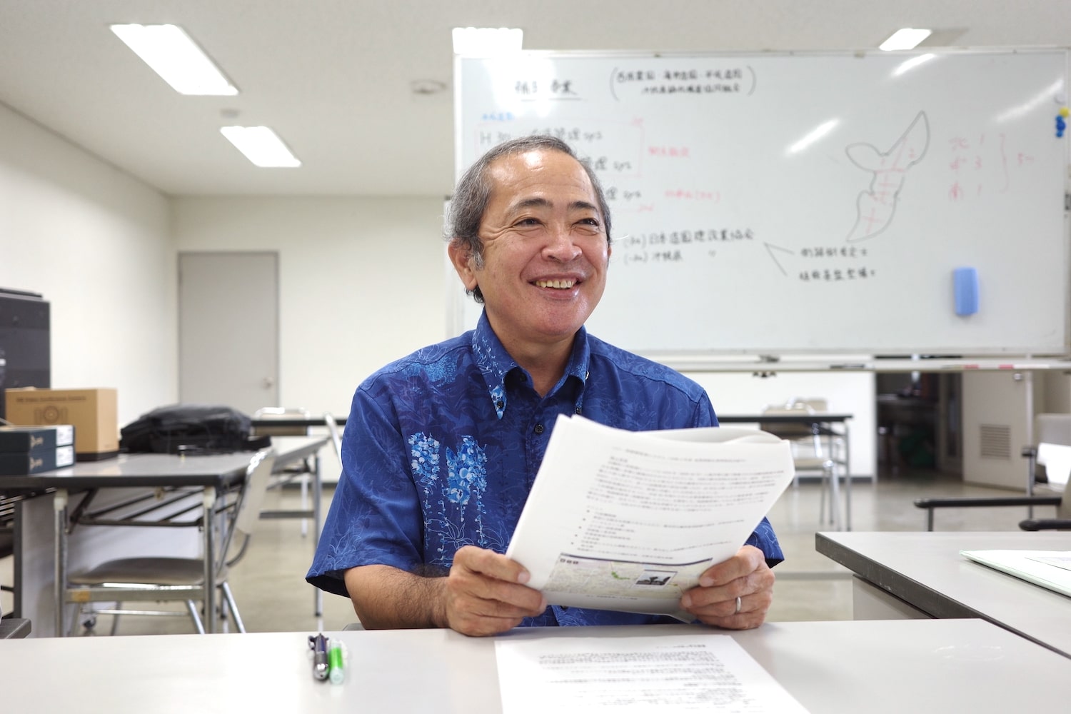 有限会社西原農園代表取締役・沖縄県緑化種苗協同組合理事長の下地浩之(しもじひろゆき)さん